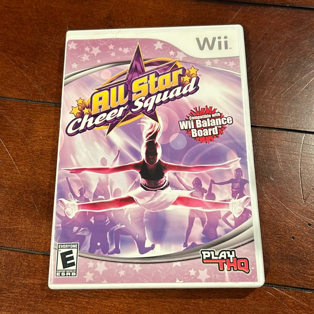 Nintendo Wiii All Star Cheer Squad Game with Manual.